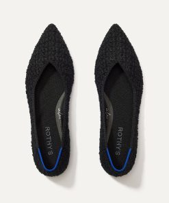 The Point II - Black Bouclé