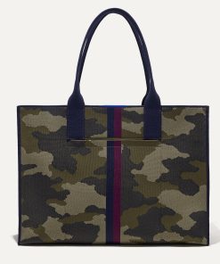 The Classic Tote - Spruce Camo