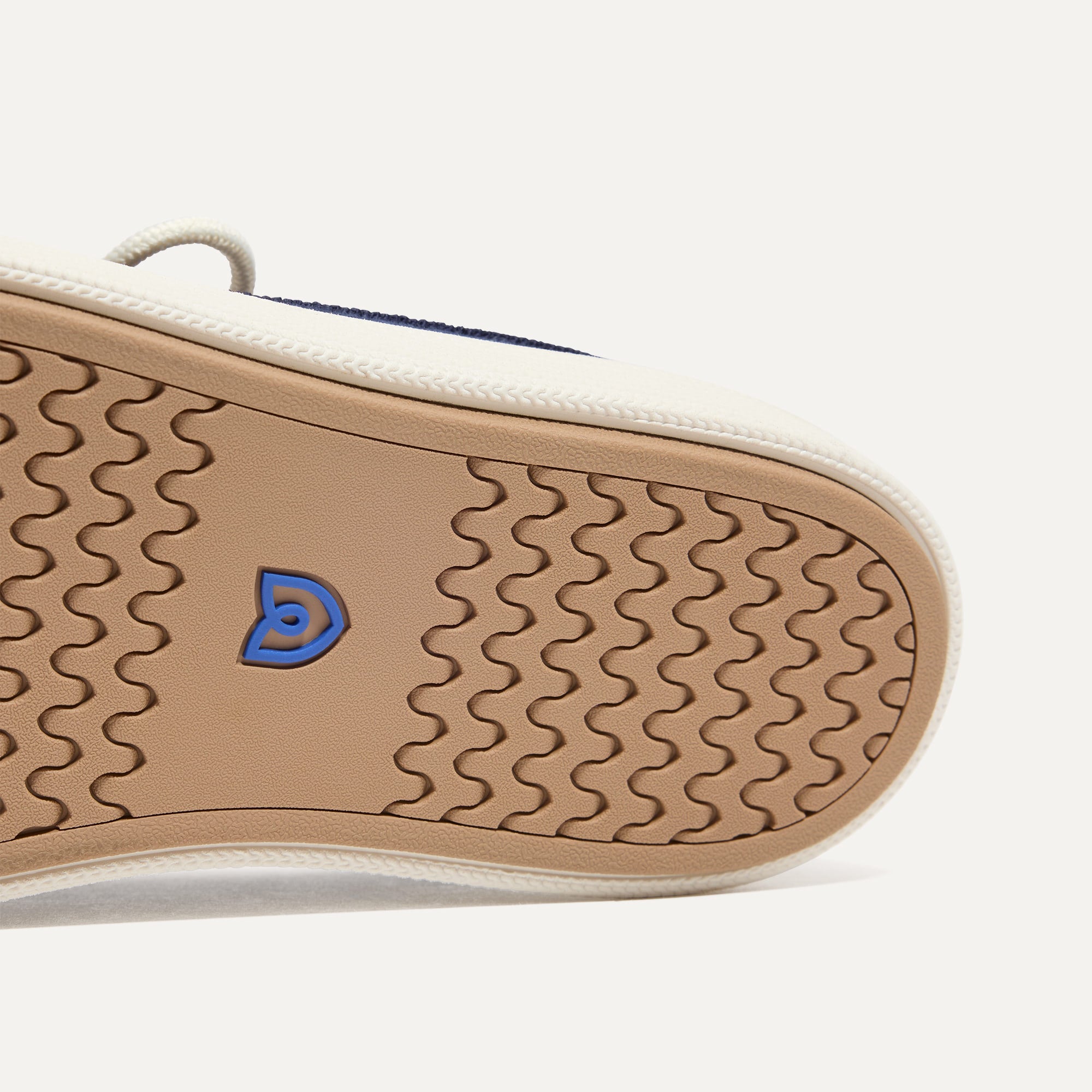 255_RavelloBoatShoe_NauticalNavy_Sole_3355.jpg