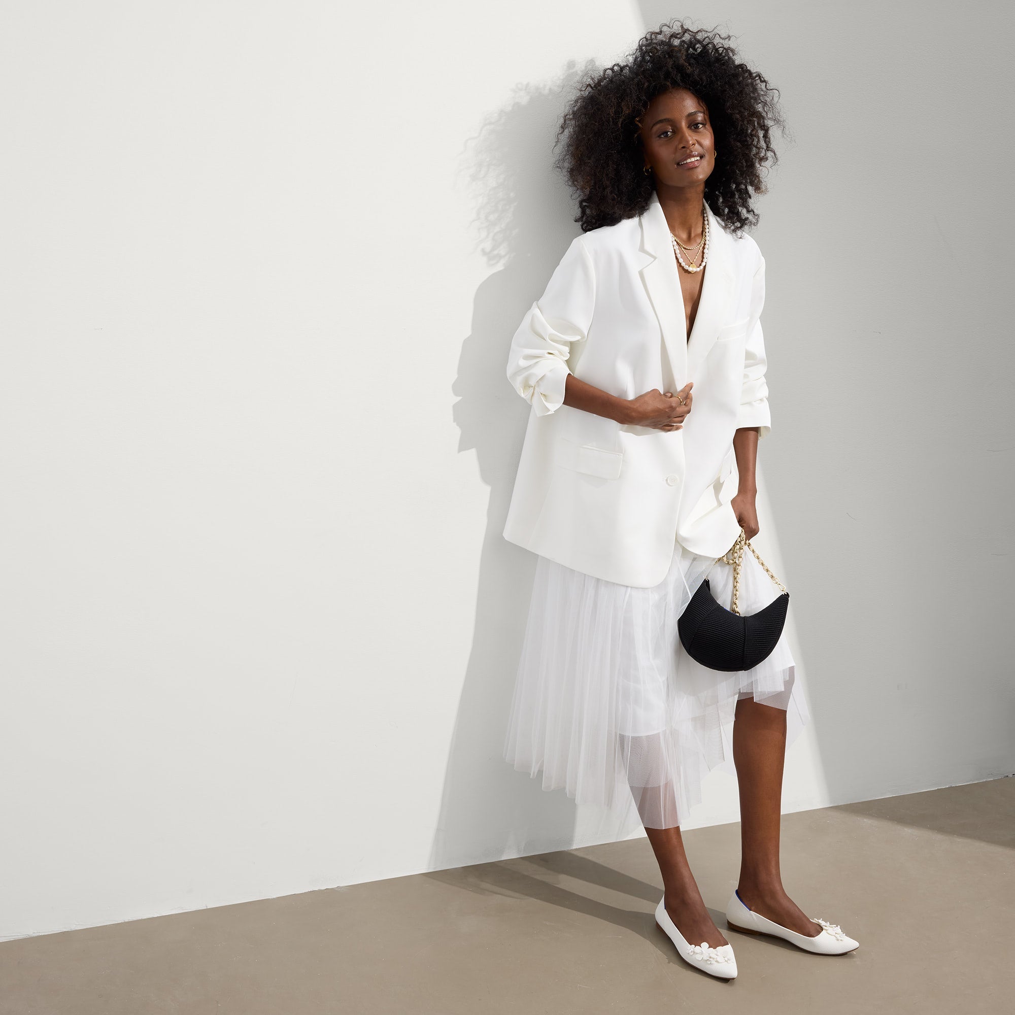 291_PetalPoint_White_On-Figure_0425.jpg