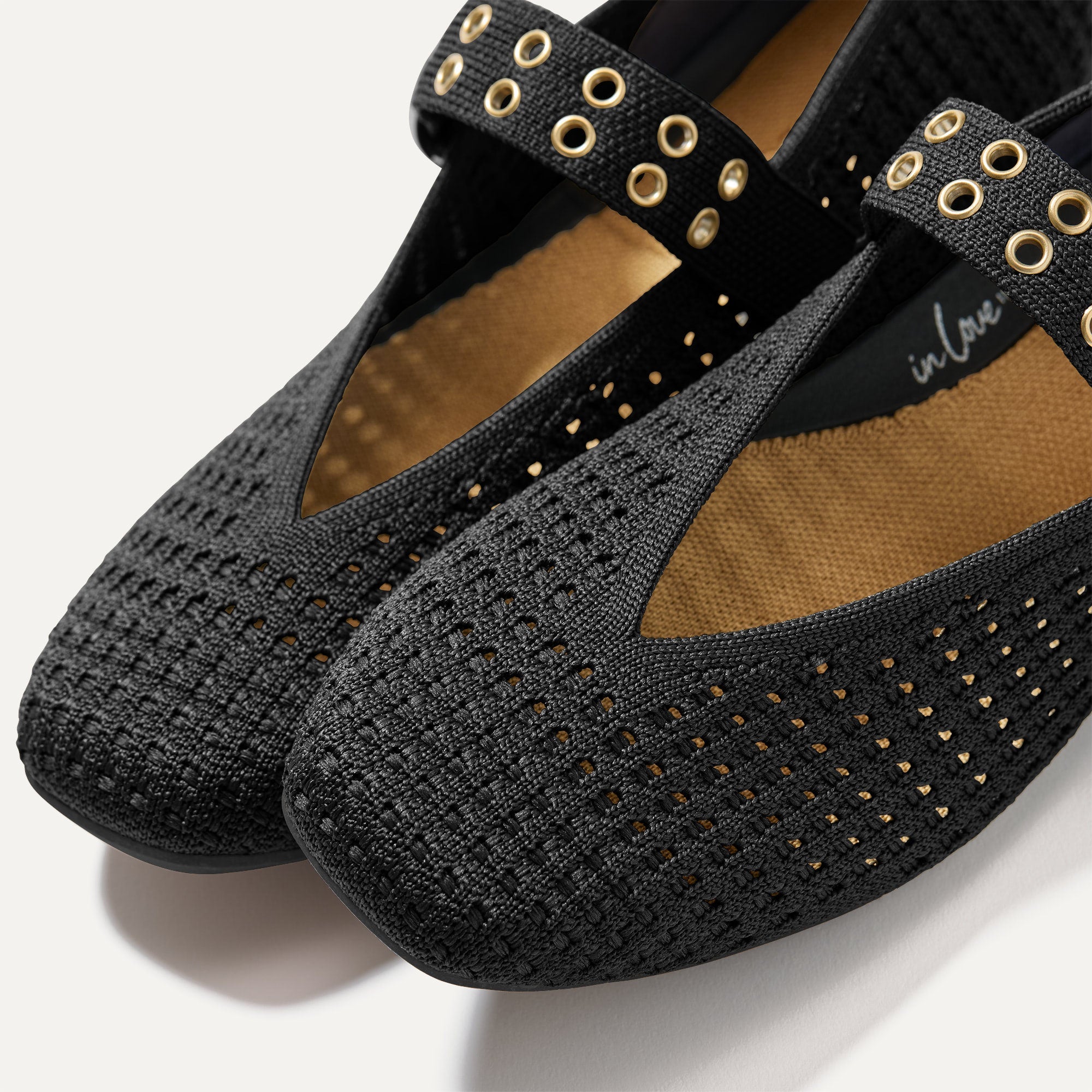 299_TheMaxBuckleMaryJane_BlackMesh_Toedetail_Macro_4776_96c3a674-2db2-4d9d-b552-71136b13ceb2.jpg