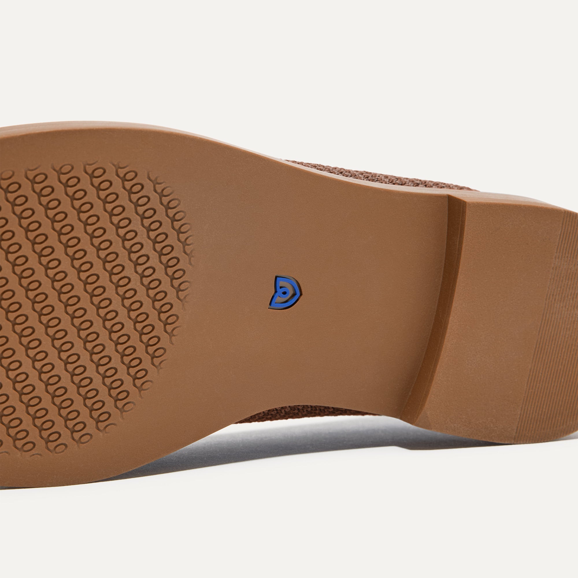 359_PennyLoafer_CinnamonRa_a-Knit_Sole_1115.jpg