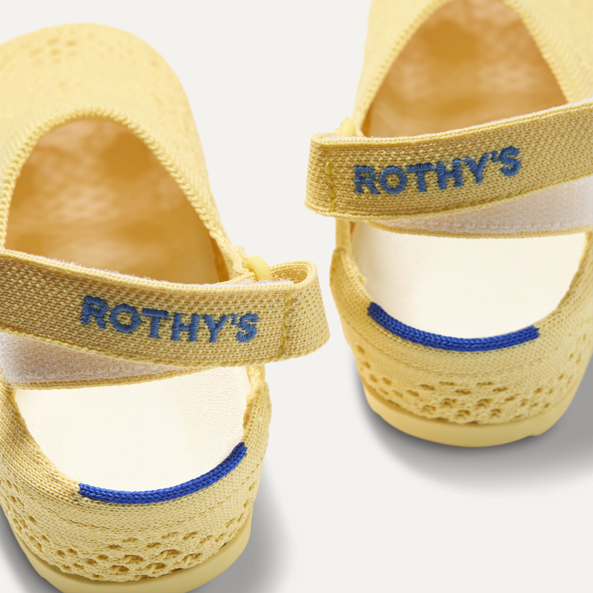 443_KidsClog-UTopline_SunnyCrochet_Toedetail_Macro_6557.jpg