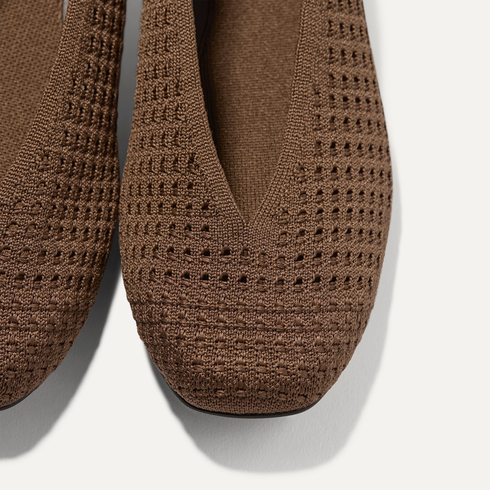 506_MaxSquareBallerina_Mary_Jane_CinnamonMeshCrochet_Crochet_ToedetailMacro_2854.jpg